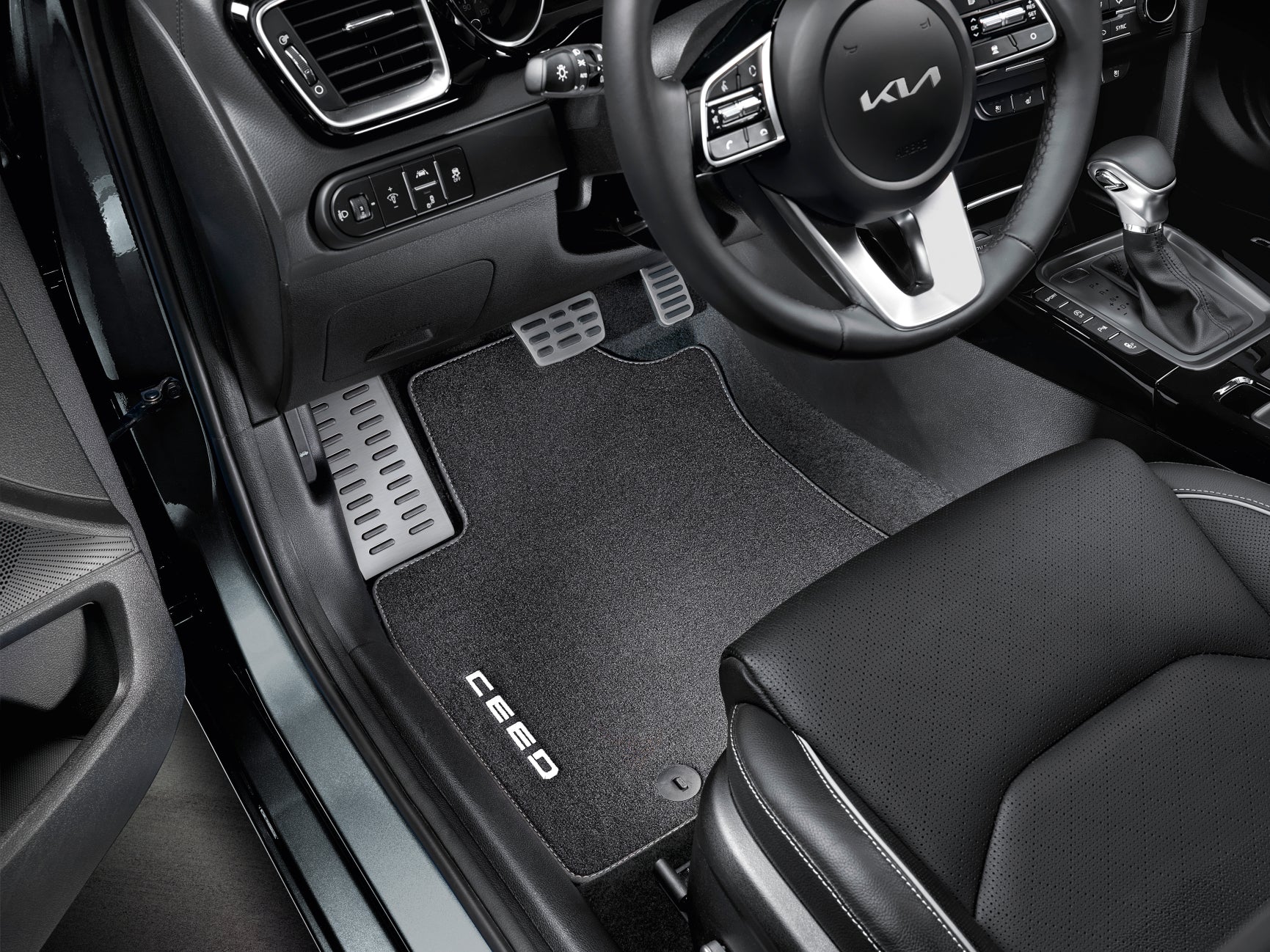 Dywaniki welurowe Kia Ceed CD III