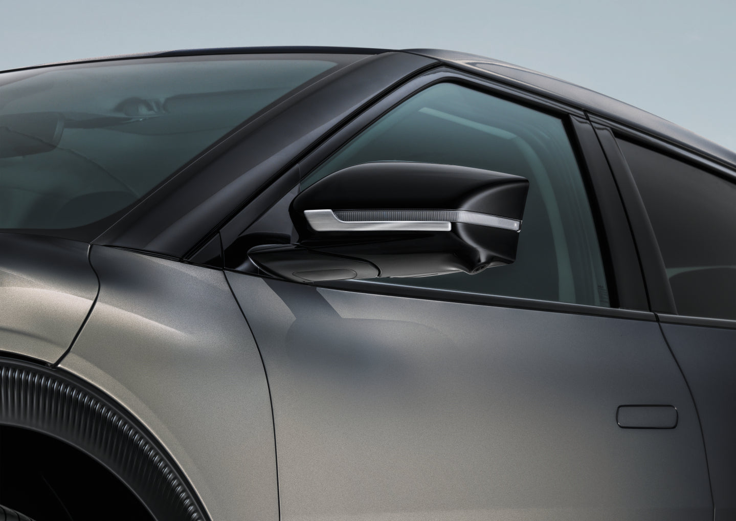 Nakładki na lusterka Kia EV6 - szczotkowane aluminium